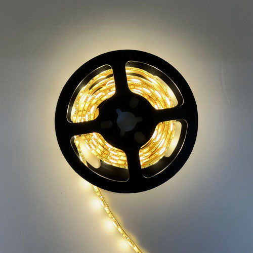 【5個セット】 日本トラストテクノロジー USBテープLED 1m 電球色 TPLED1M-WAX5