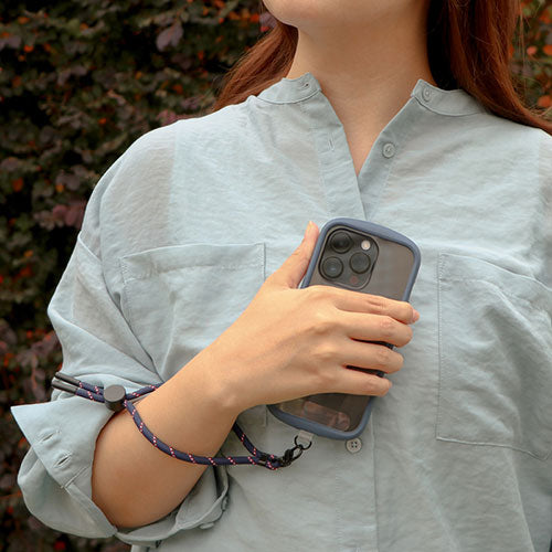 LEPLUS NEXT スマートフォン 汎用 ハンドストラップ WRISTY MULTI STRAP 丸紐タイプ D ネイビー/レッド/ホワイト LN-HS01D